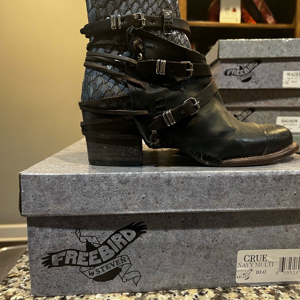 Freebird Crue Size 10